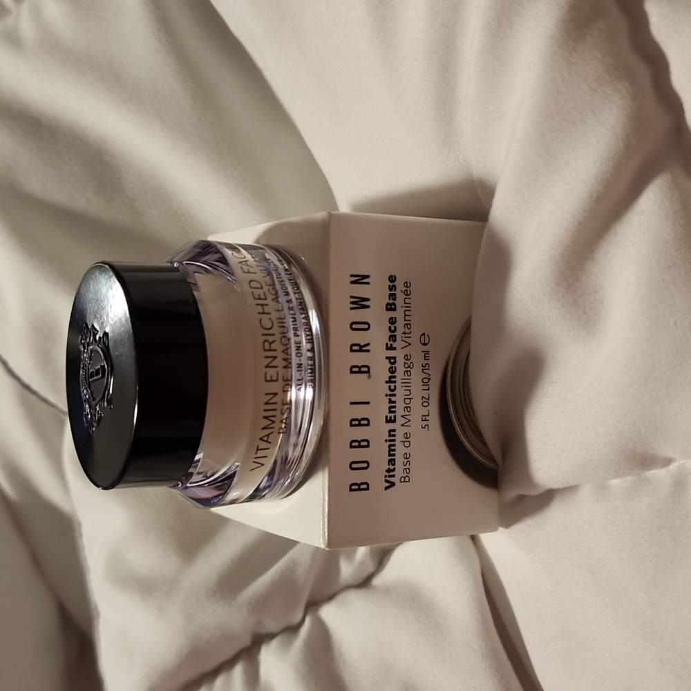 $20 Bobbi Brown .50 Vitamin Enriched Face Base  *BRAND NEW IN BOX* Travel SZ